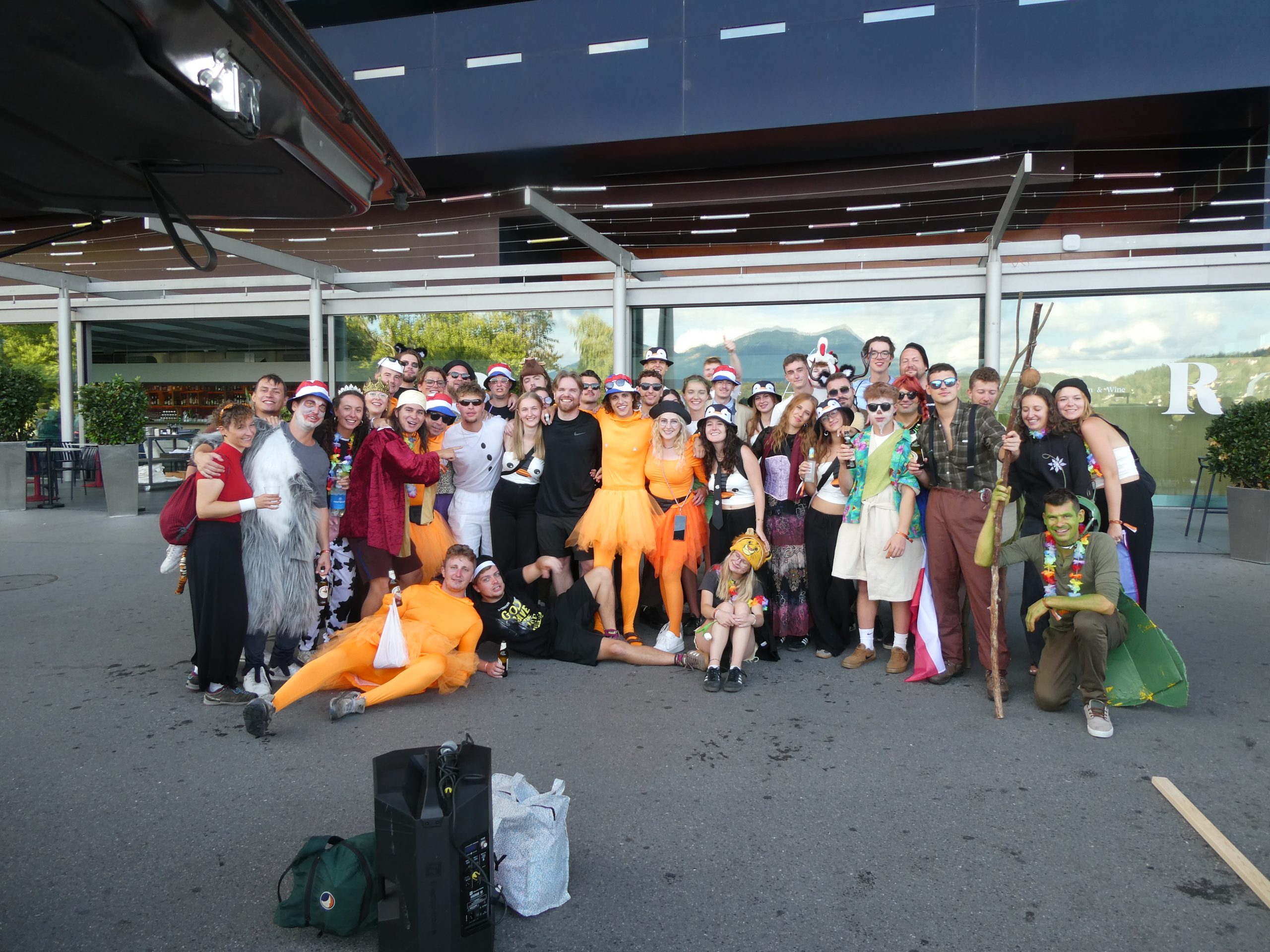 Fotos – Sommerevent Around the World
